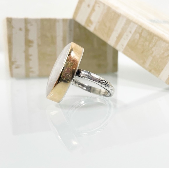 Sundance Moon Gazer 14kt and Moonstone Ring Size 5.5 - Picture 3 of 5